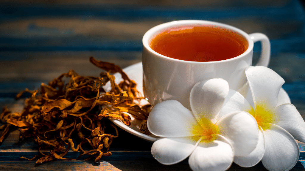 cordyceps with tea and flowers